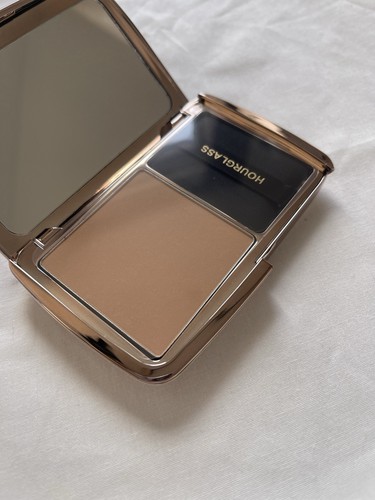 Hourglass Vanish Airbrush Pressed Powder Translucent Tan 10.5G NEW* Rp £57 - Picture 9 of 9