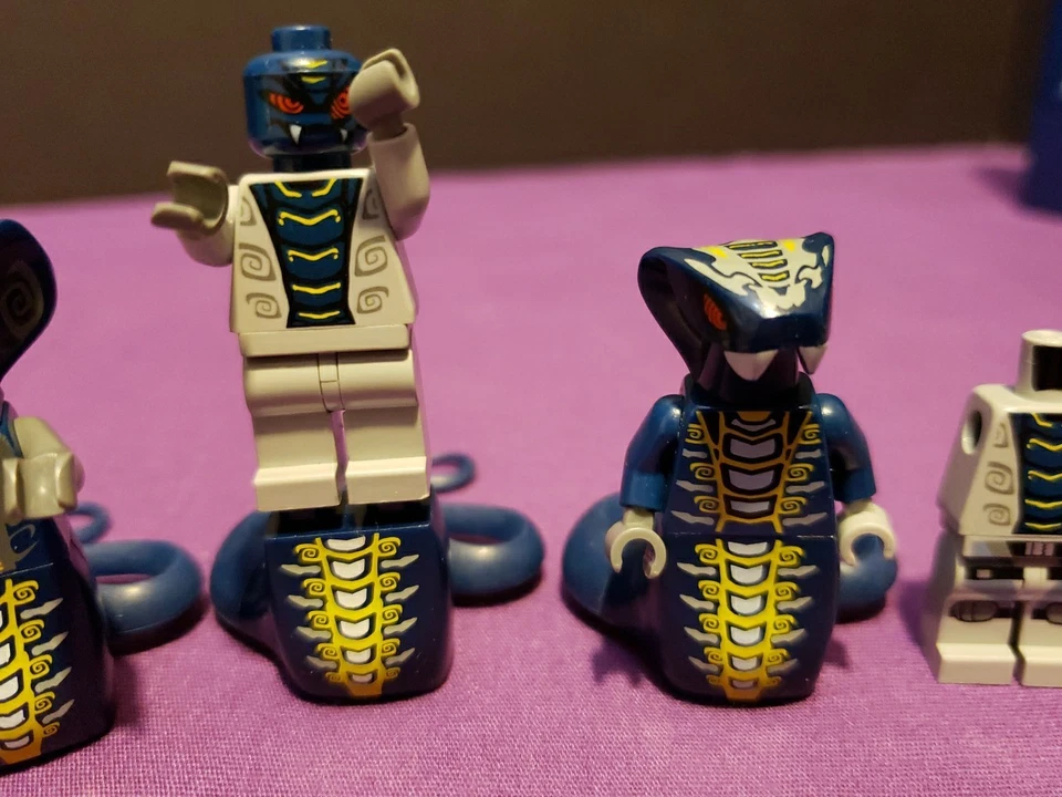 LEGO Ninjago Minifigura Lote Serpiente General Hypnobrai ESCALAS Slithraa Rattla Piezas Foto 4 de 4