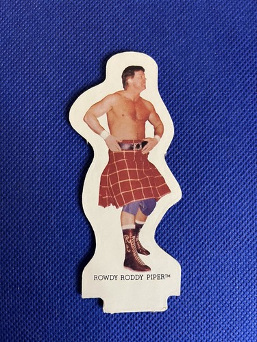 WWE Heroes #4 Titan July 2010 Rowdy Roddy Piper 1985 Game Piece - Picture 4 of 7