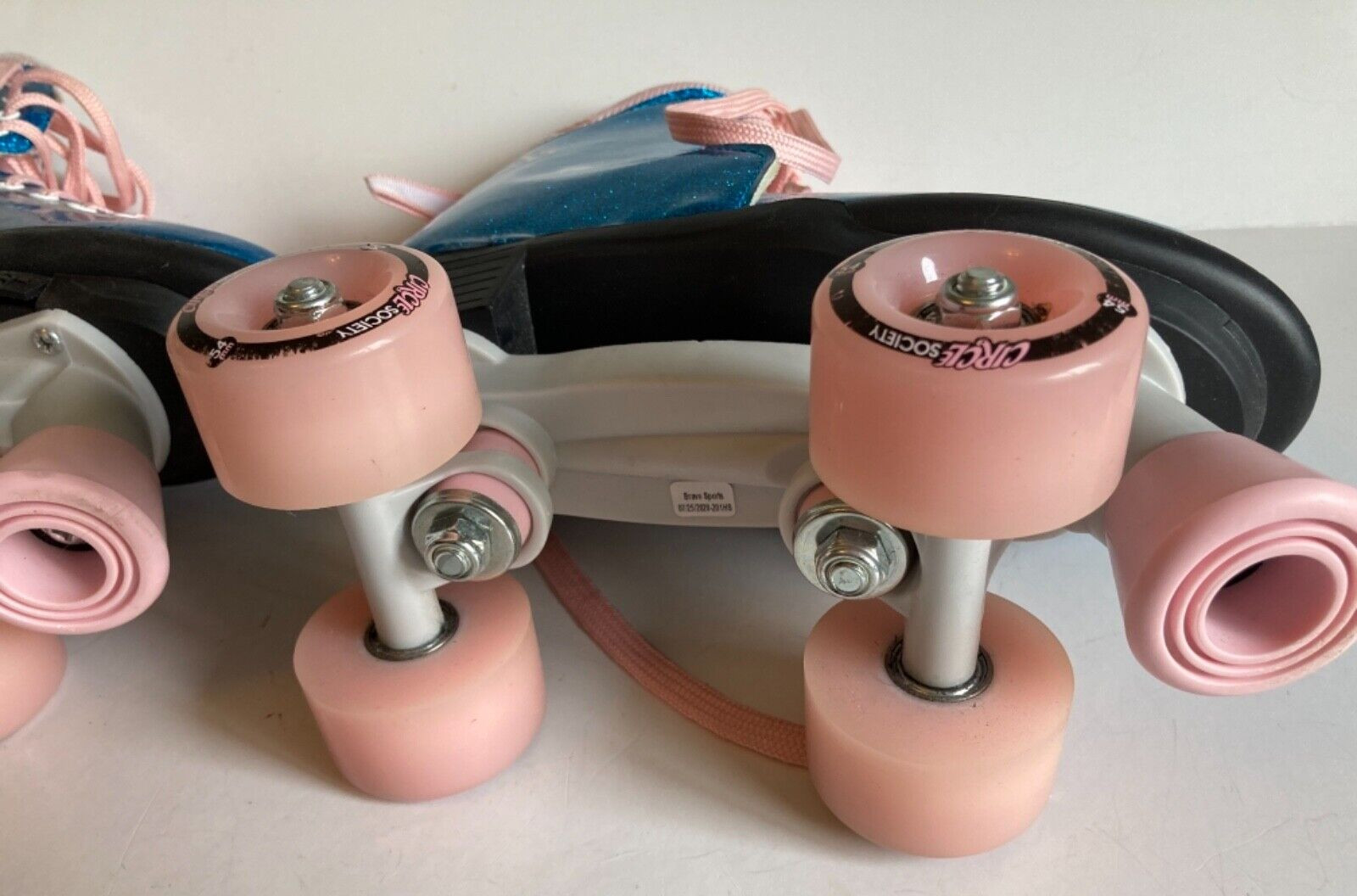 Circle Society Blue Adjustable Children's Roller Skates Bling Bubble Gum SZ 3-7