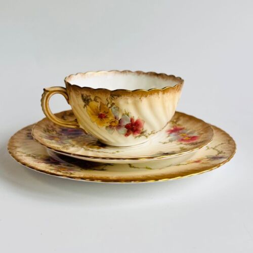 Plato platillo taza Royal Doulton Burslem Demitasse usado muy raro - Imagen 1 de 10