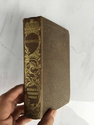 "The Secret Of Cold Hill" By Peter James - Used Good Condition Paperback, ISBN 9781509816231
