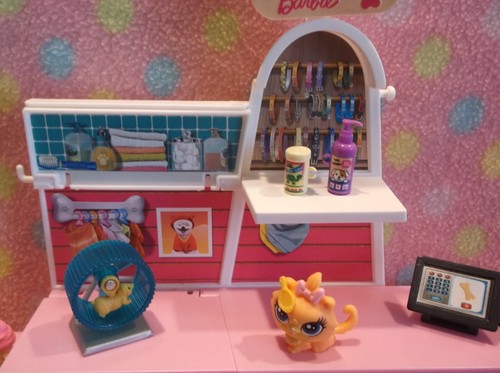 Barbie Doll Pet Center Pets & Lots of Accessories Playset Lot Mattel New! - Picture 8 of 10