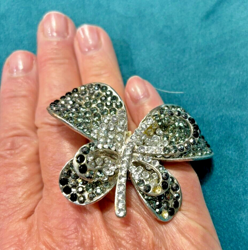 Vintage Cocktail Ring Huge Rhinestone Butterfly Stones w/Stretchy Band. As Is