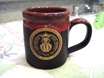 2026 ''DENEEN POTTERY St Paul MN'' Mug. 14oz. ONYX BLACK Red/White rim dip