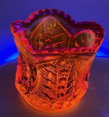 Vintage L.E. Smith Amberina Sunburst  Toothpick Holder 2 