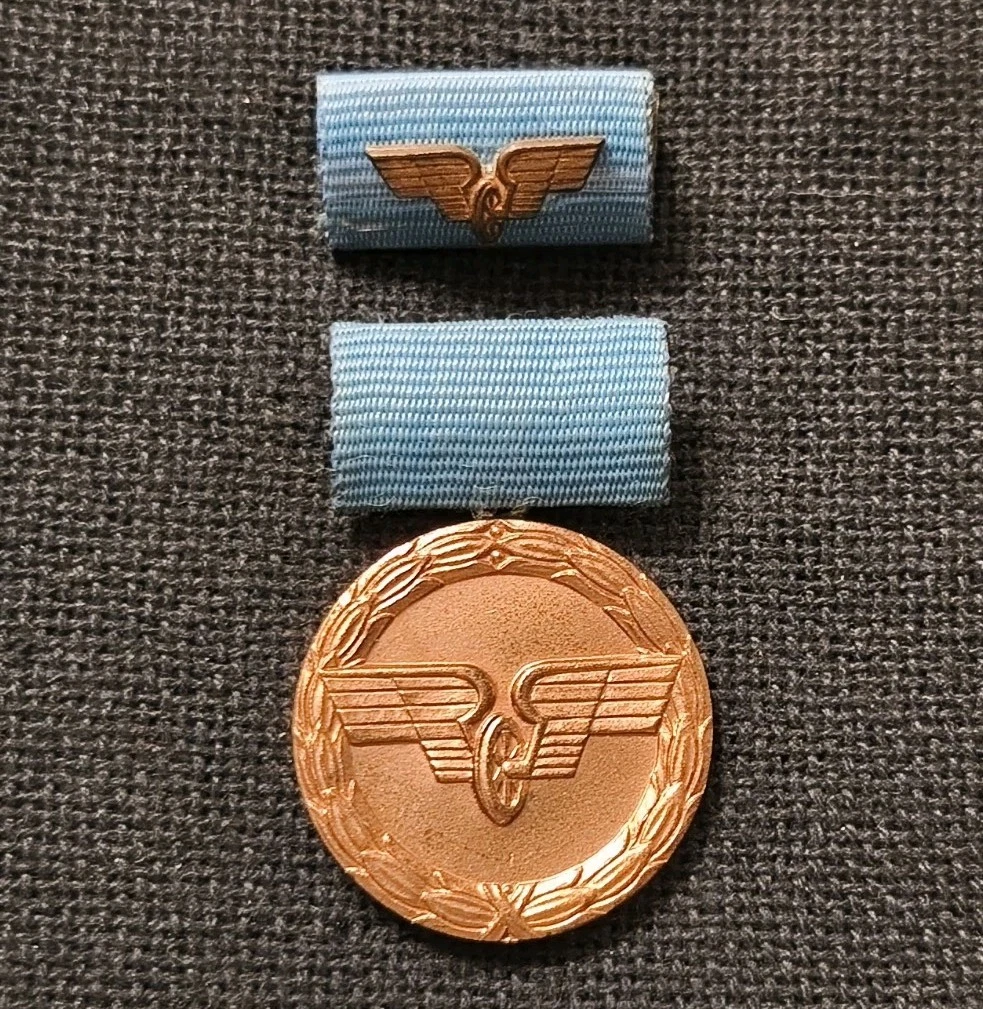 Deutsche Reichsbahn Ddr in Ddr-Abzeichen & -Orden online kaufen