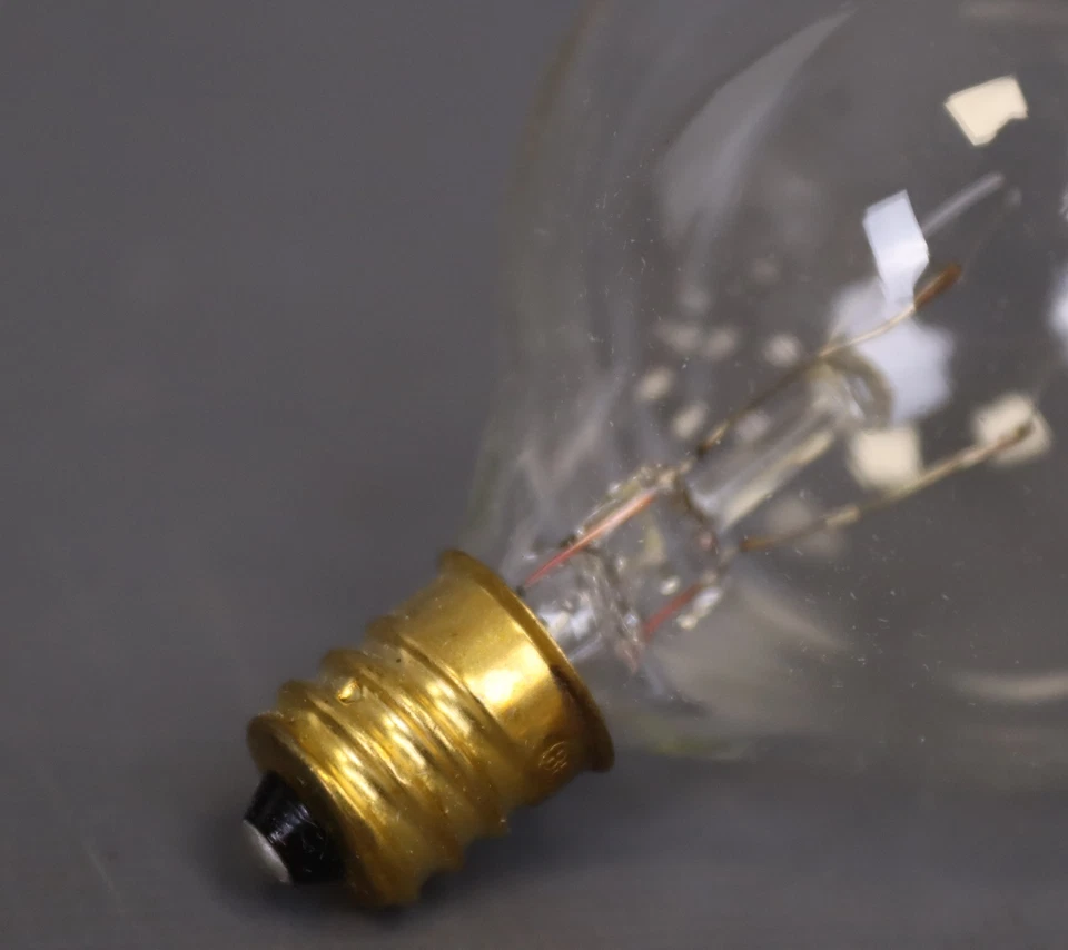 Bulbrite  - 15G16CL2 G16 5 Decor Globe Light Bulb 15w / 120v - Image 2 of 4