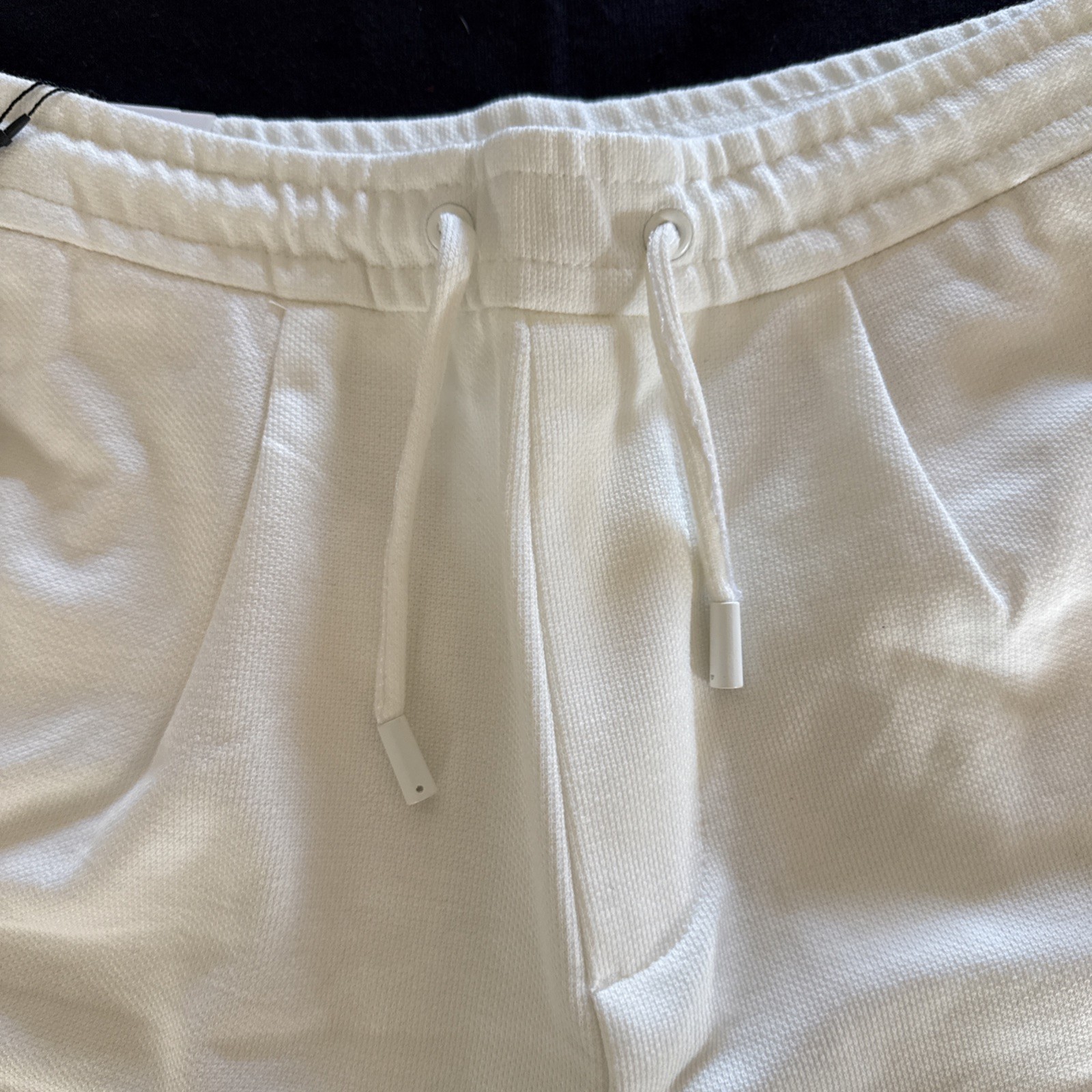 NWT ZARA Men’s Textured Drawstring Waist Shorts Cream Size Medium thumbnail 2