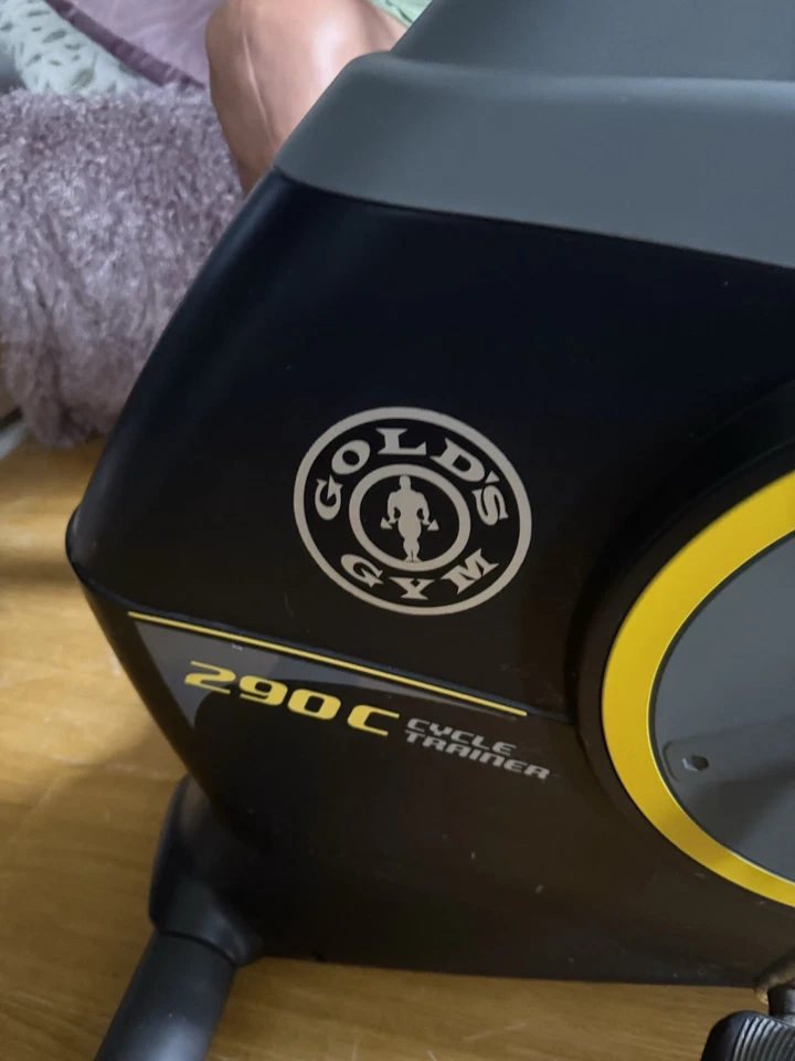 Bicicleta estacionária Golds Gym Cycle Trainer 290 C preta com monitor e manual usada - Imagem 3 de 4