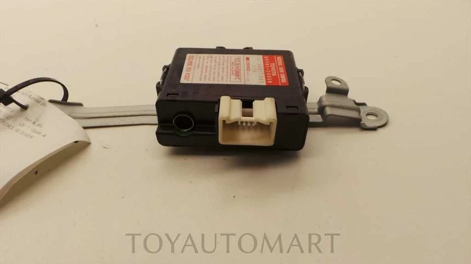 RECEPTOR CONTROL PUERTA ELÉCTRICO LEXUS SC400 95 89741-24050 Foto 4 de 4