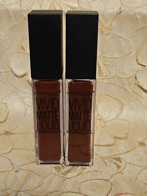 2-Maybelline-New York-ColorSensational-Vivid Matte-Liquid Lipstick-37COFFEE BUZZ