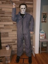 Animated Michael Myers Standing Decoration, 6.6ft Halloween II Animatronic Prop