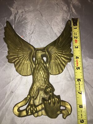 Vintage Eagle Cast Metal Brass Finish 9  X  6-1/2 Wall Hang Indoor Outdoor D12