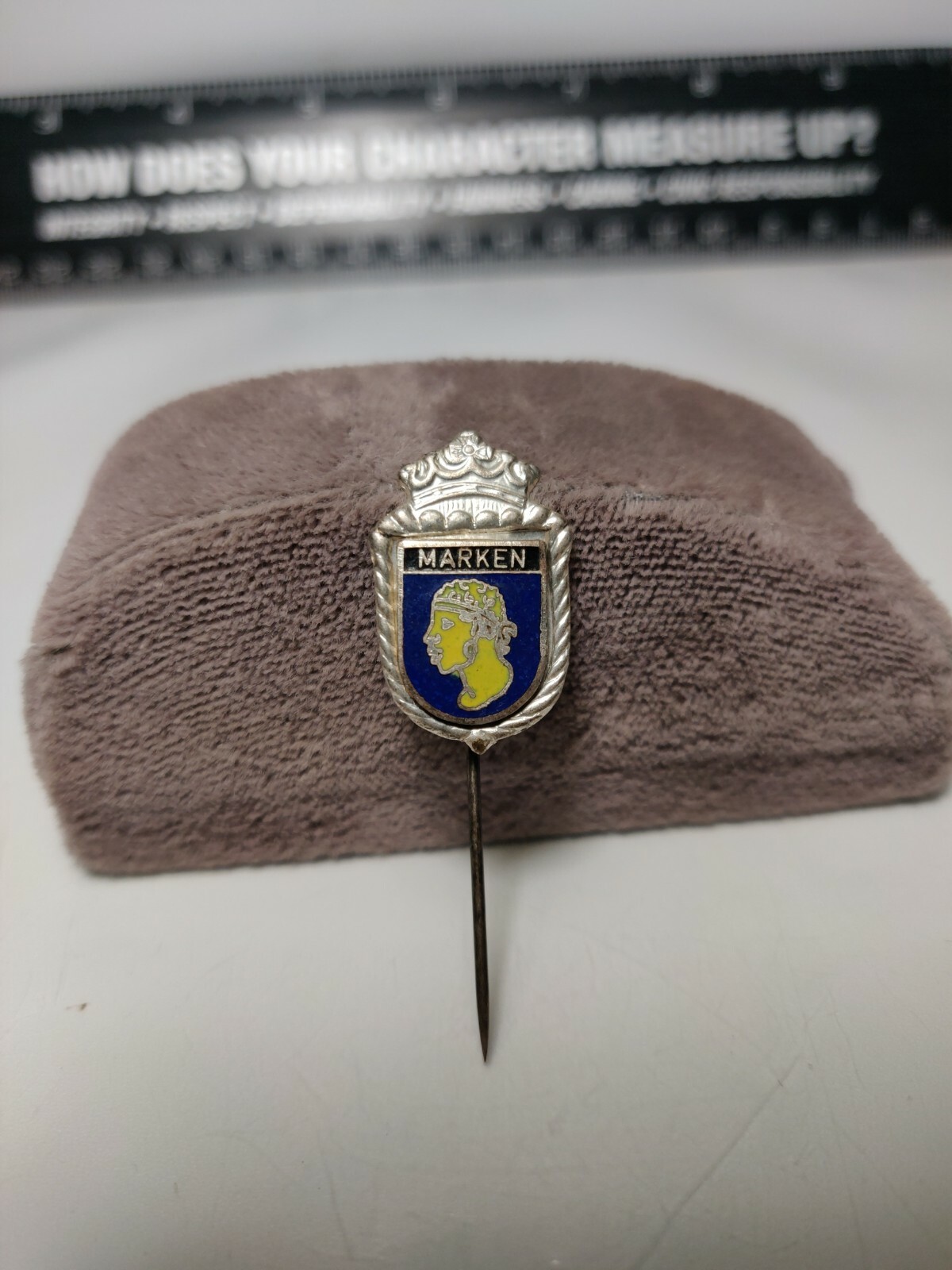 Picture 1 of 2
