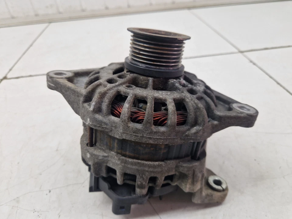 2015 Fiat Ducato Iveco Daily 2.3 Diesel Alterntor 14V 100A 504385133 - Image 2 of 4