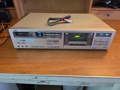 Working Stereo cassette deck  JVC DD-9  Quartz Direct Drive Nice!!