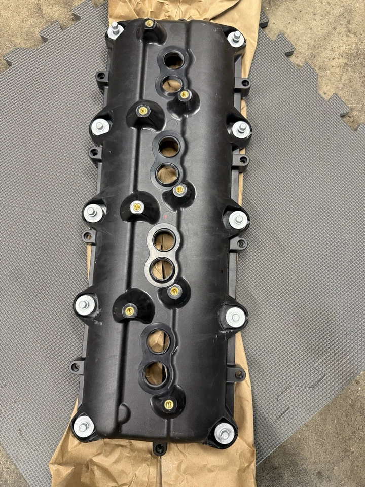 Nuevo conjunto de cubierta de válvula para Hemi 5,7 L número de pieza 53022085AD Foto 2 de 4