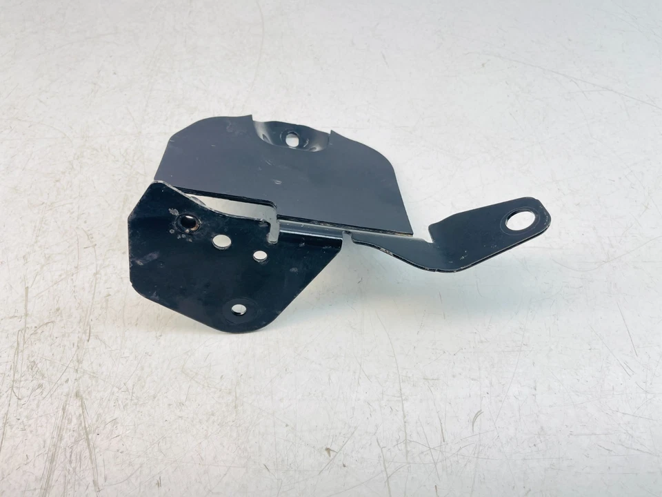 2013-2018 RAM 1500 5.7L V8 HEMI POWER STEERING PUMP TANK RESERVOIR BRACKET OEM - Image 4 of 4