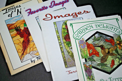 SP79 Lot of 4 Vintage Stained Glass Pattern Books by Terra Parma