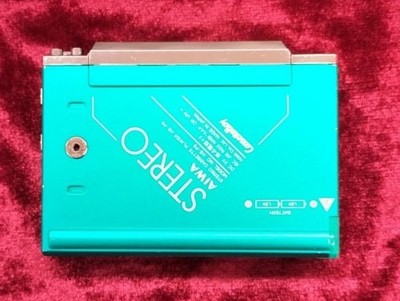 AIWA CassetteBoy HS-P9 カセットボーイ ジャンク AIWA HS-P9 CassetteBoy Stereo Cassette Player Japan 1980s Tested