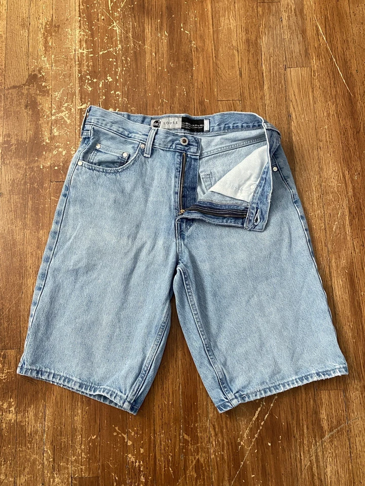 VTG Y2K Levi Strauss & Co Silver Tab Loose Fit Denim Jean Shorts Jorts Size 30 - Image 3 of 4