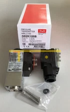 1pcs New DANFOSS 060N1008 Pressure Sensors Brand new ones