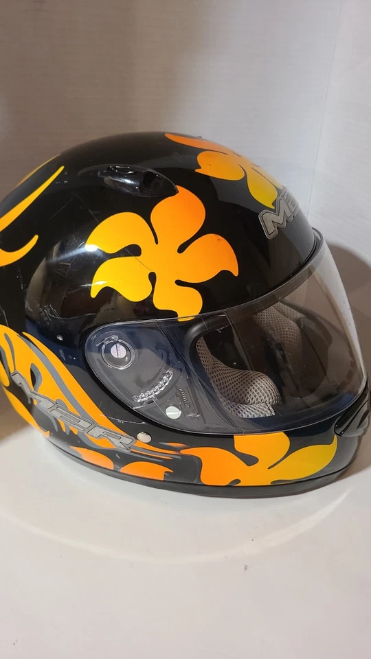 M2R Snell  m2005 Full Face Motorcycle Helmet W/ Visor Groovy Flower Power. As Is - Image 4 of 4