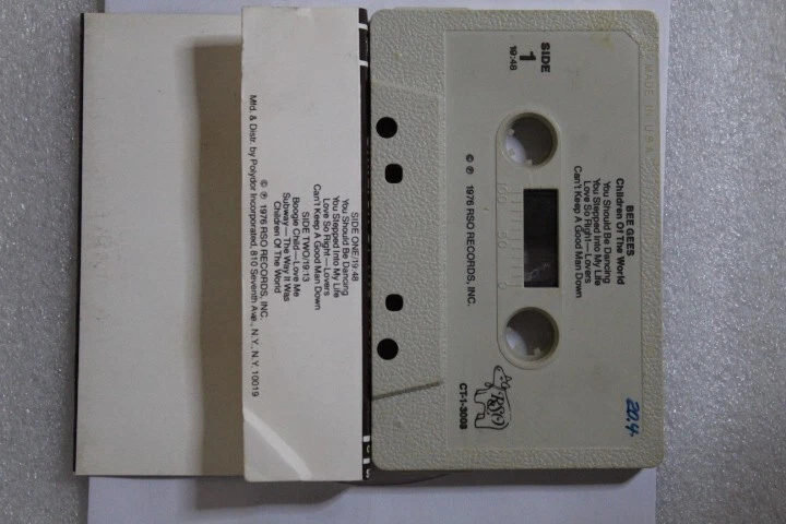 Bee Gees Children Of the World Cassette Electronic Pop Disco - Image 2 of 2