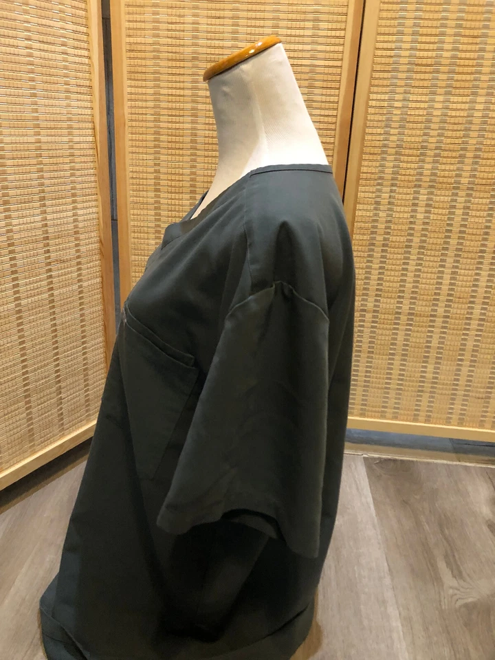 FIGS Scrubs Top Shirt Technical Collection Dark Grayish Green XL (H490) - Image 3 of 4