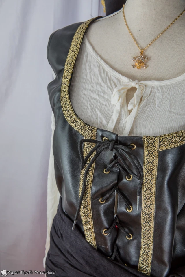 Dama Pirata Plus 2X Negro Rojo Caribe Renacimiento Disfraz Festival Feria Mujer Foto 4 de 4