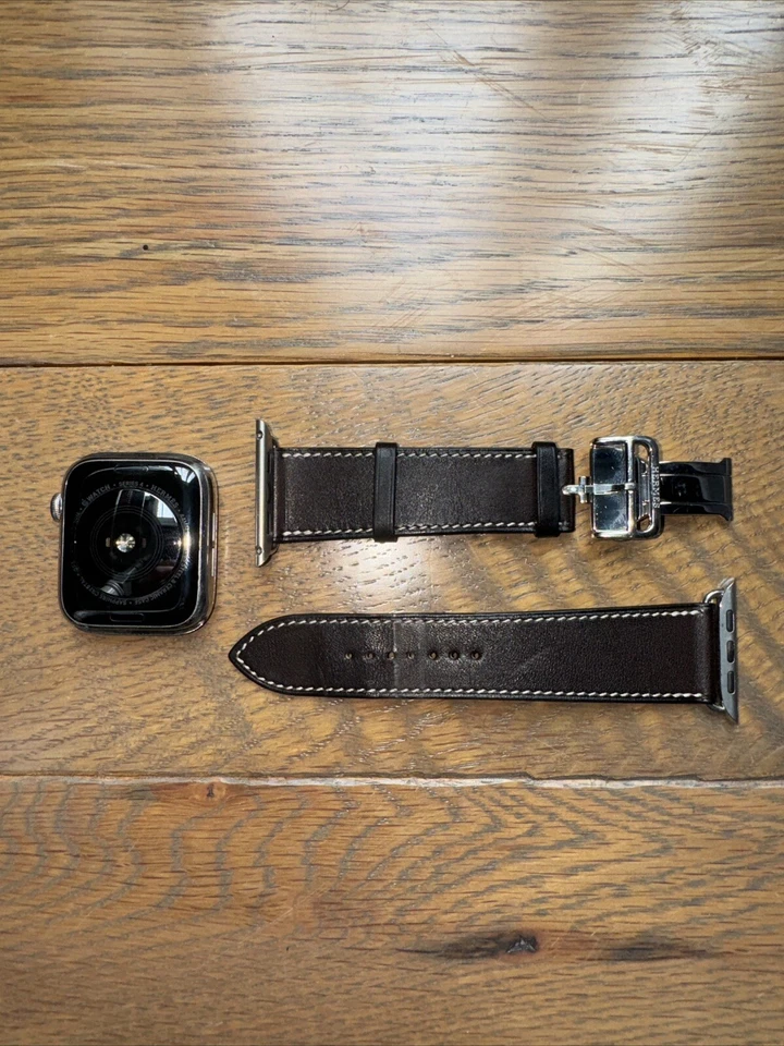 Hermes Apple Watch Series 44 mm Foto 2 de 4