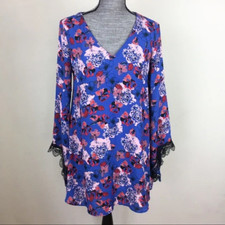 Astr Bell Sleeve Floral Shift Dress Size S