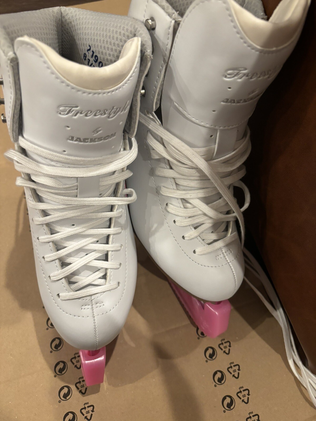 Jackson Freestyle Figure Skates Womens Size 8.5 R Width, Aspire XP