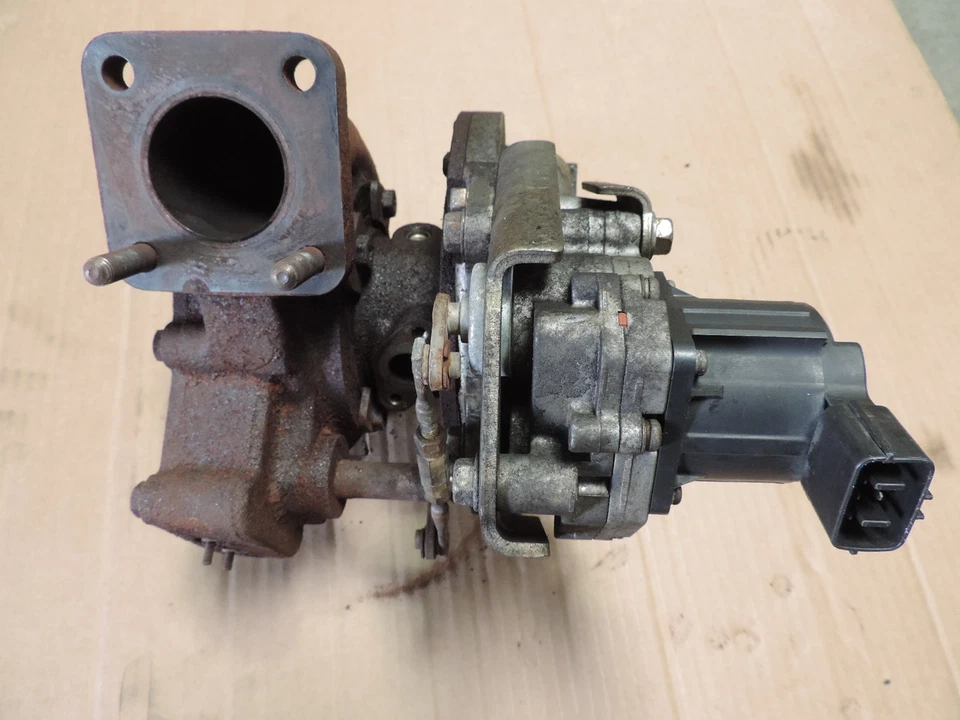 Isuzu 4HK1 NRR NQR NPR  W5500  W5500HD DT7 8981479061 GENUINE Turbo charger  - Image 3 of 4