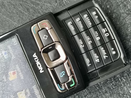 Nokia N Series N95 8GB N95-8GB Original vintage slip keyboard phone - Picture 11 of 14