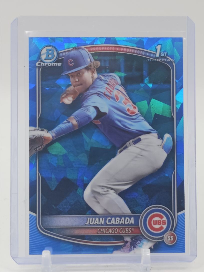 JUAN CABADA 2025 BOWMAN CHROME 1ST SAPPHIRE REFRACTOR CUBS Q3152