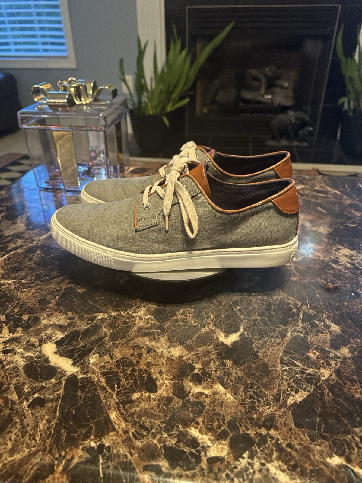 Tommy Hilfiger Mckenzie Chambray Fashion Gray Sneakers - Mens Size 9.5