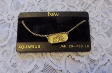 NOS VINTAGE TRIFARI GOLD-TONE ZODIAC ASTROLOGY NECKLACE  AQUARIUS XMAS GIFT!