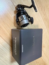 SHIMANO Vanquish C3000MHG SPinning reel good condition