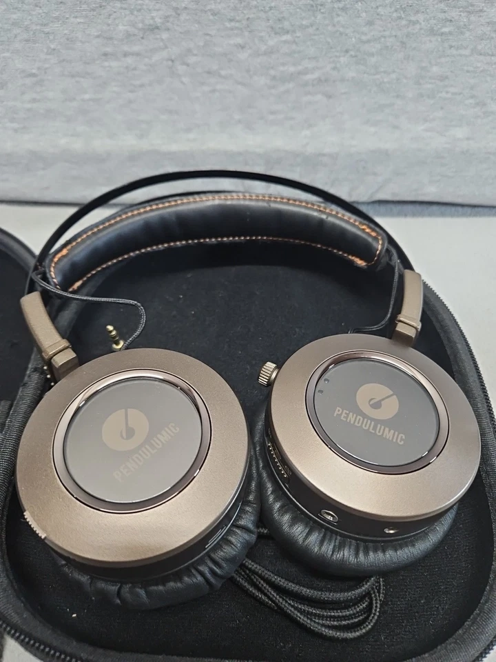 Auriculares y estuche Pendulumic Stance 1 (2s9) Foto 2 de 4