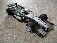 1/18 F1 McLaren Mercedes MP4-17 K. Raikkonen MINICHAMPS
