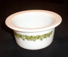 Vintage PYREX GLASS White BUTTER TUB Green SPRING BLOSSOM Crazy Daisy Pattern