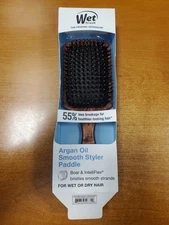Wet Brush Argan Oil Infused Smooth Styler Paddle Shine Enhancer DAMG (3320) E10C