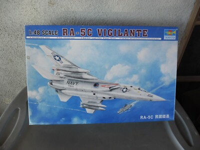 1/72nd Trumpeter N. American RA-5C Vigilante,USN - 1/72 A-5