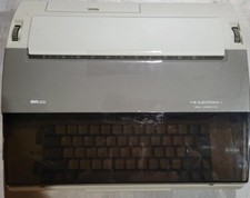 Sears Vintage Portable Electronic Typewriter SR1000 The Electronic I Model 161 thumbnail