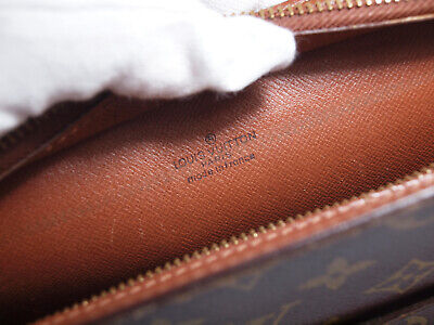 LOUIS VUITTON Homme Monogram Canvas Leather Clutch Bag LP4620