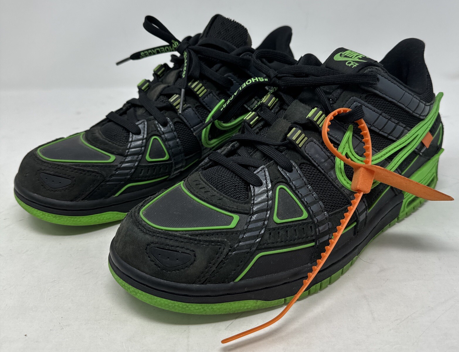 OFF WHITE X NIKE Taglia US 9 Sneakers Nike Air Rubber Dunk x bianche basse verdi a strisce