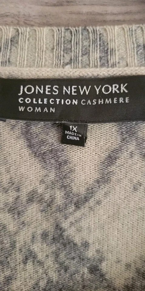 Cárdigan de cachemir talla grande Jones New York Collection para mujer 1X estampado animal Foto 3 de 4