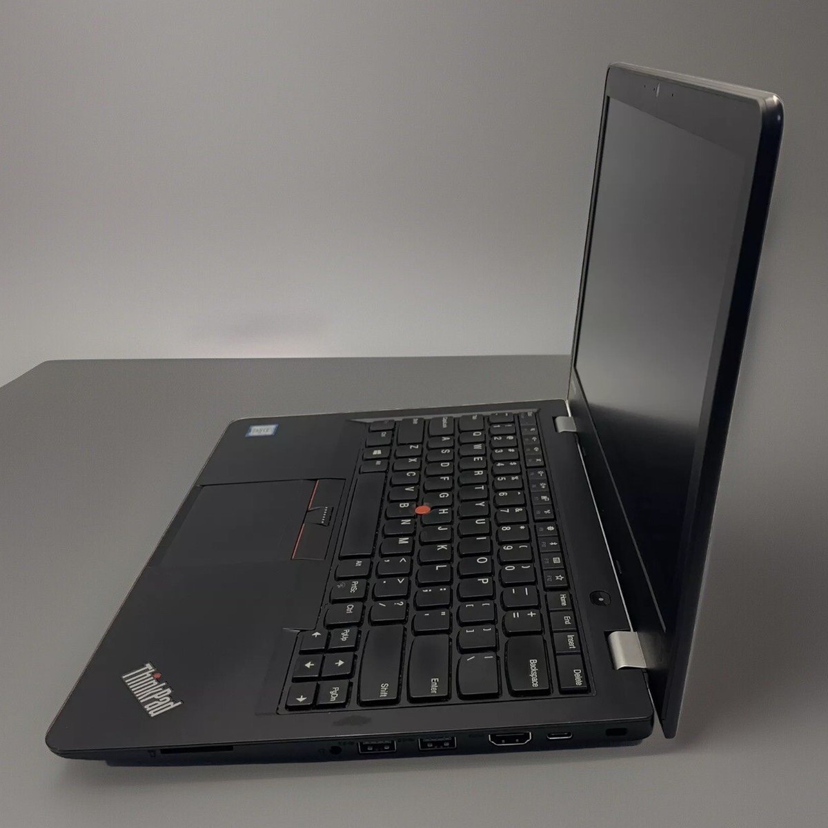 Lenovo ThinkPad 13 2nd Gen Core i5-7300U 2.6GHz 8GB RAM Lenovo ThinkPad 13 2nd Gen Core i5-7300U 2.6GHz 8GB RAM